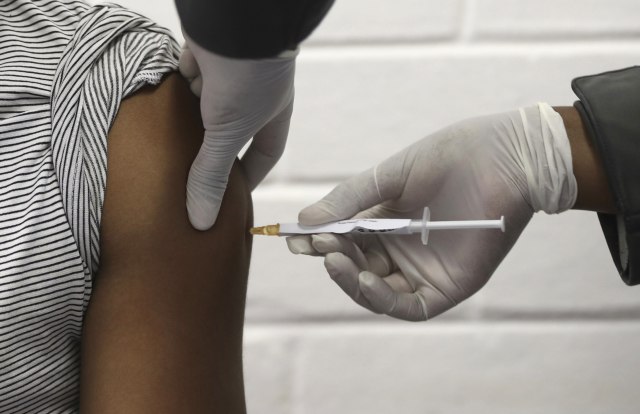Testiranje pokazalo: Oksfordska vakcina podstièe snažnu imunološku reakciju